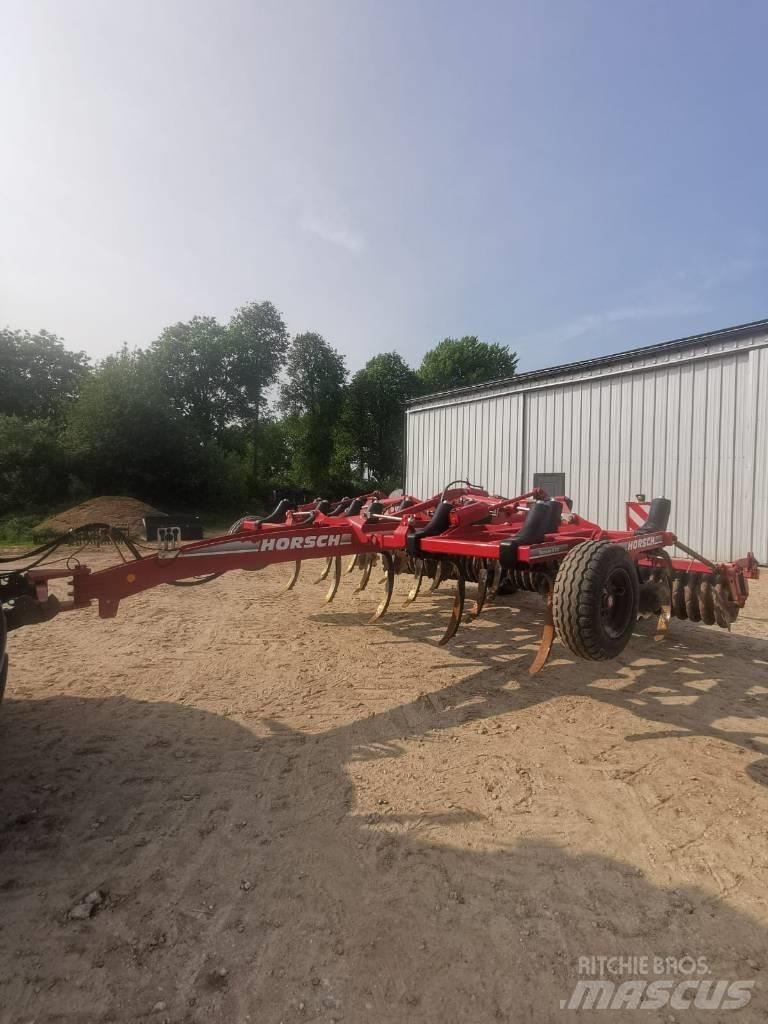 Horsch Terrano 5 FX Cultivatoare