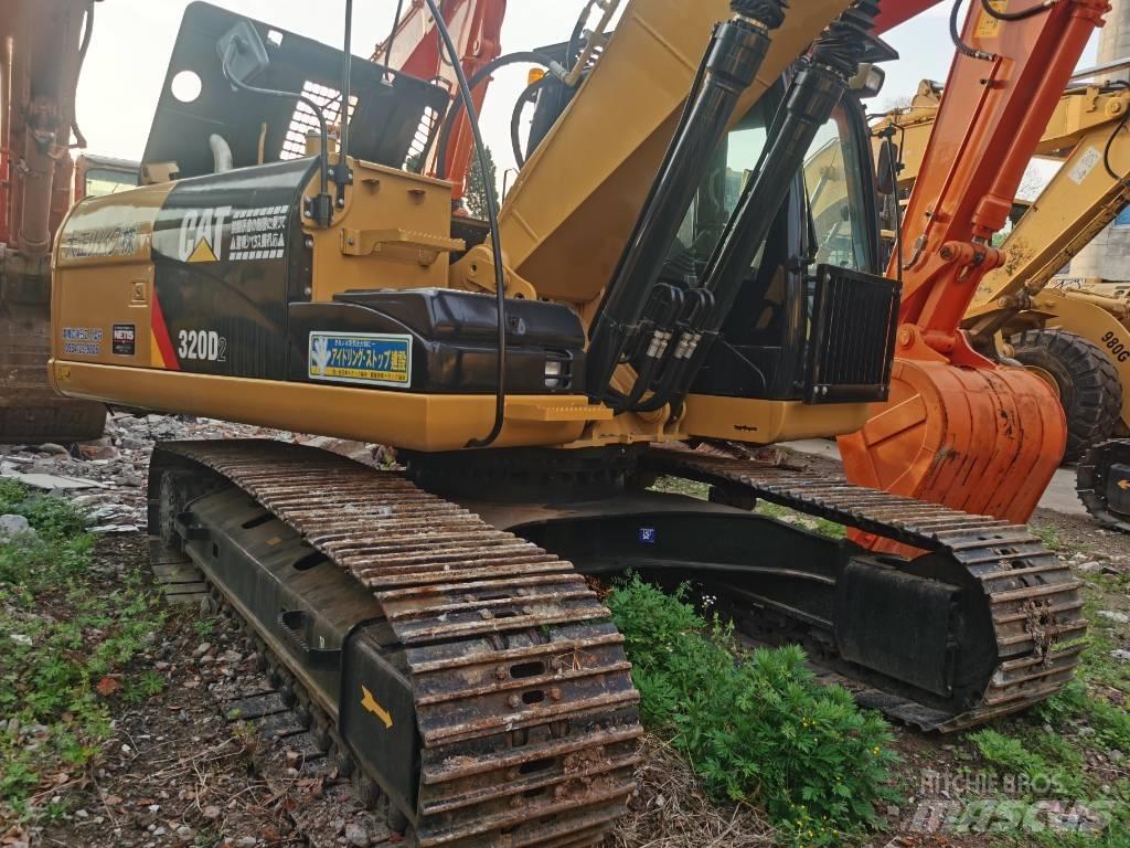 CAT 320 D2 Excavatoare pe șenile
