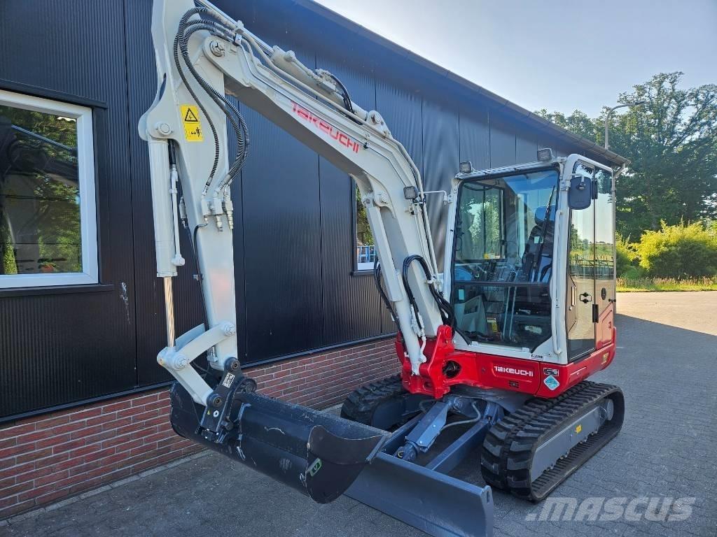 Takeuchi TB 240 Mini excavatoare < 7t