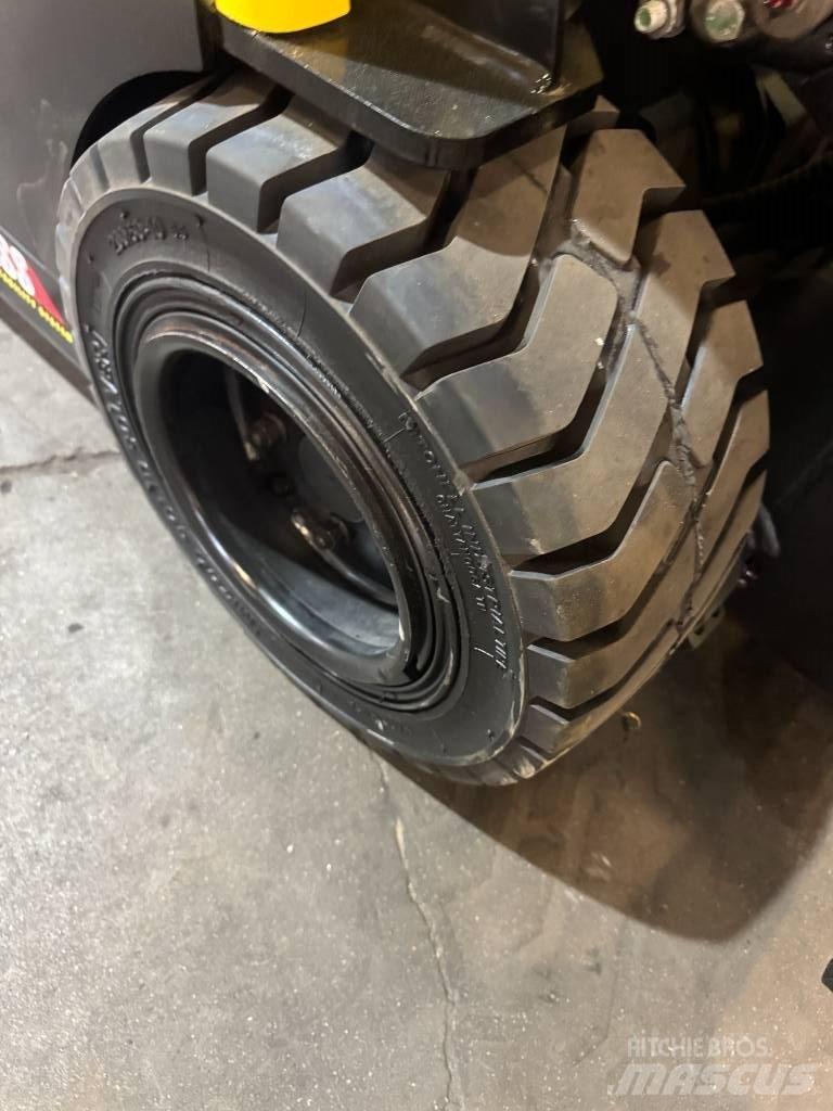 Hyster J40XN Stivuitor electric