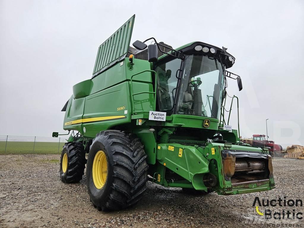 John Deere S 690 i Combine de secerat