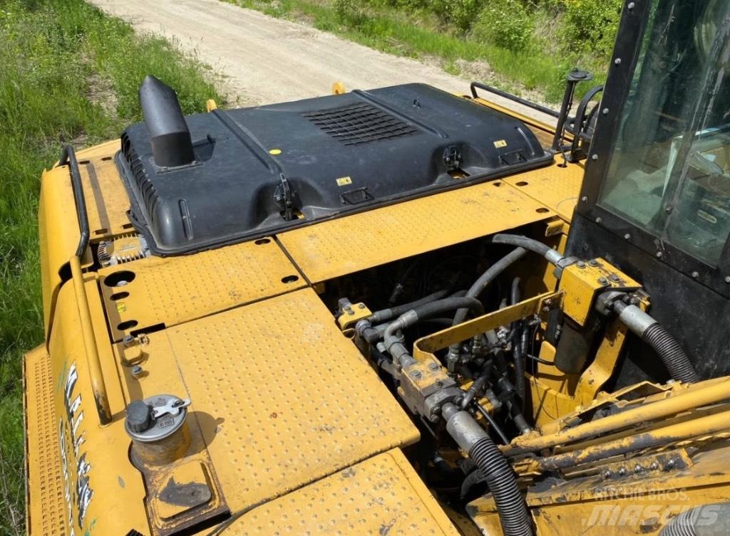 CAT 320 D FM Incarcatoare forestiere