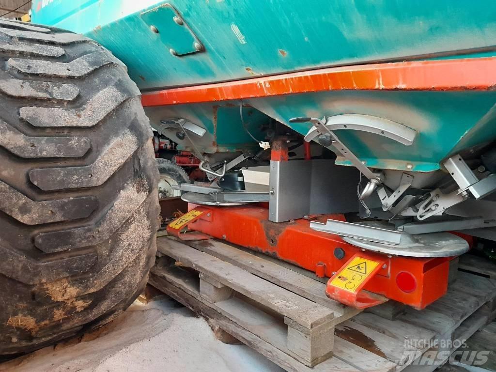 Sulky DPX Împrastierea mineralelor