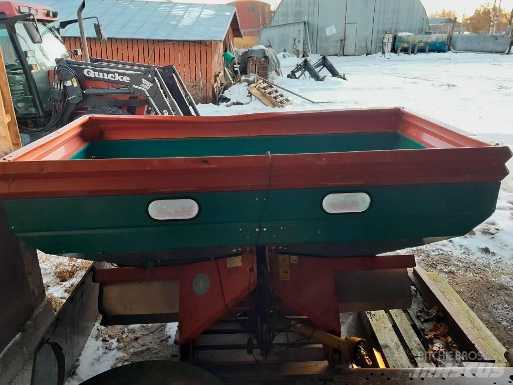 Sulky DPX Împrastierea mineralelor