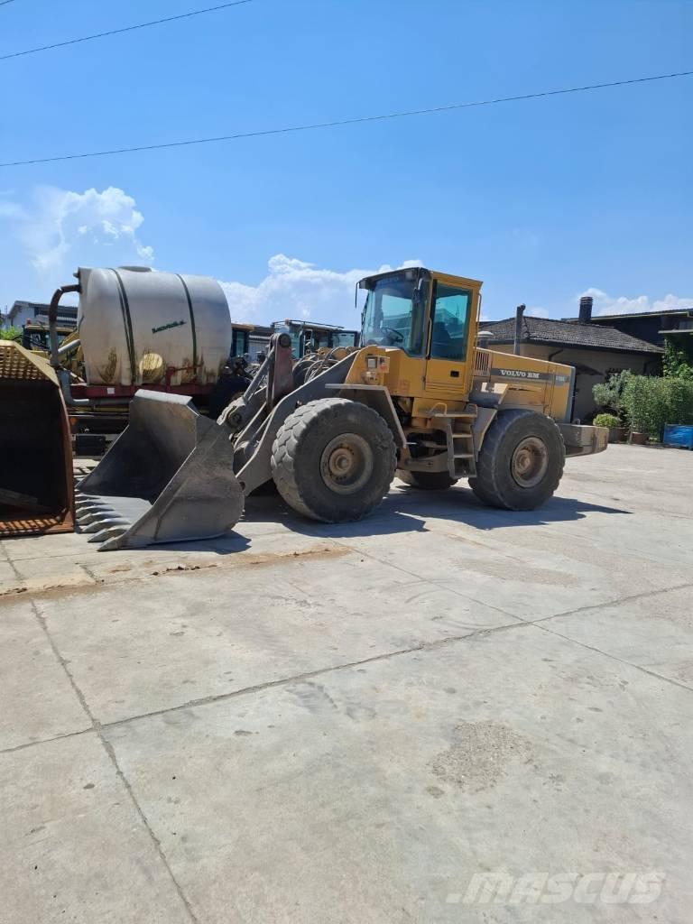 Volvo L 120 C Incarcator pe pneuri