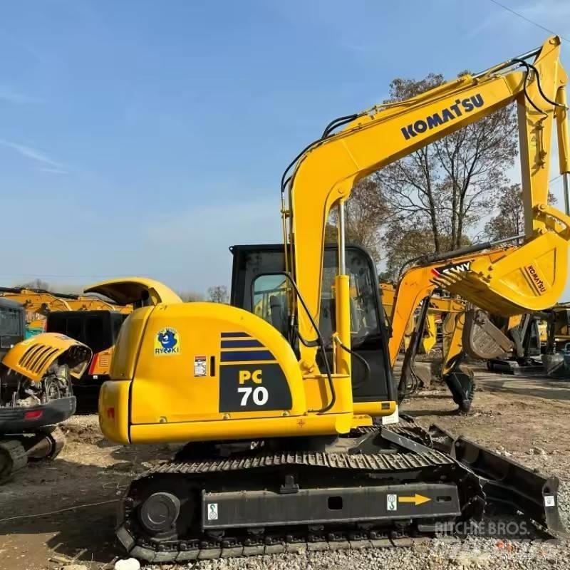 Komatsu PC 70 Excavatoare pe șenile
