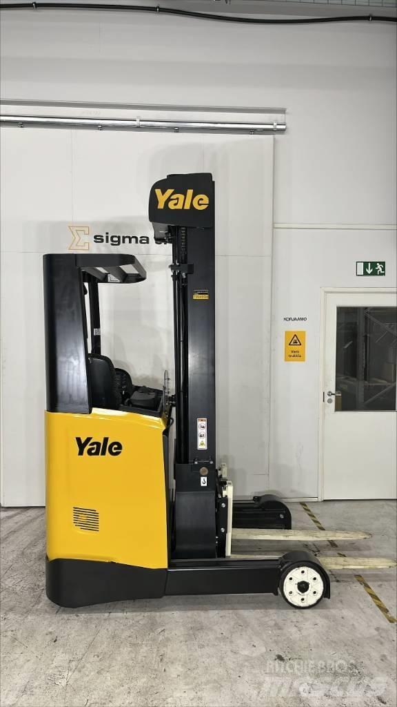 Yale MR 14 Stivuitor cu catarg retractabil
