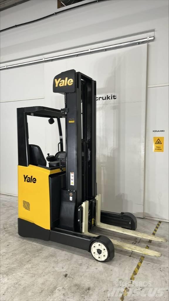 Yale MR 14 Stivuitor cu catarg retractabil