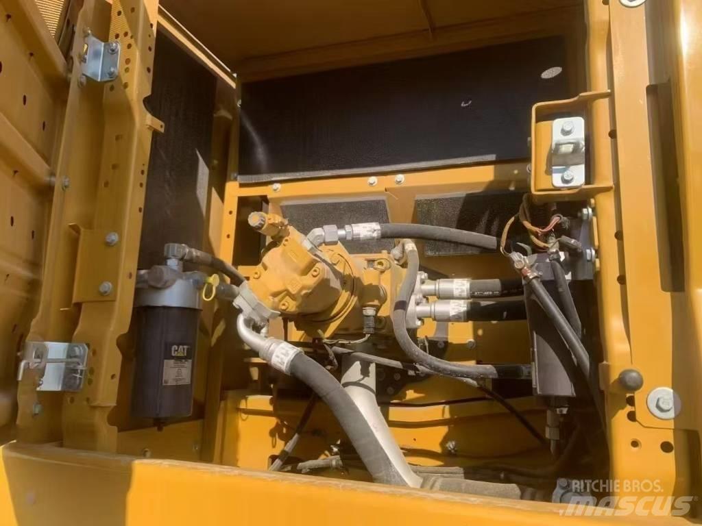 CAT 345GC Excavatoare pe șenile
