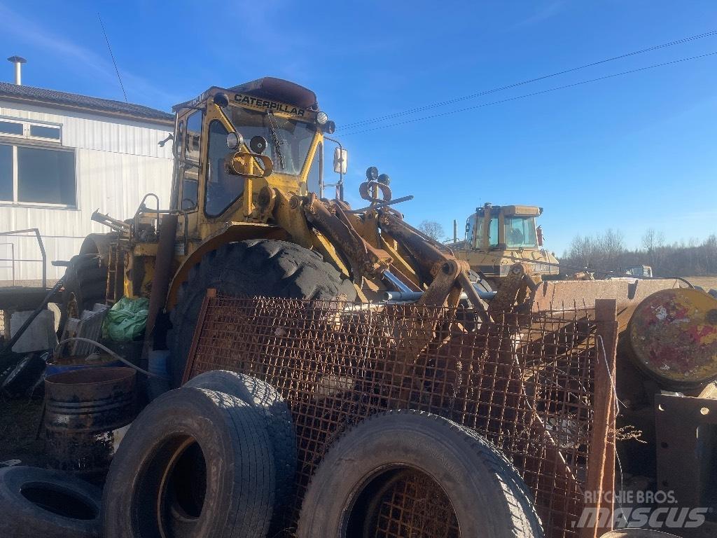 CAT 988 Incarcator pe pneuri