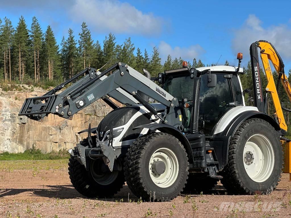 Valtra T 174 Tractoare