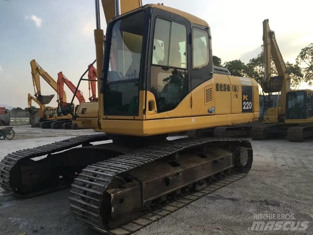 Komatsu pc220-7 Excavatoare pe șenile
