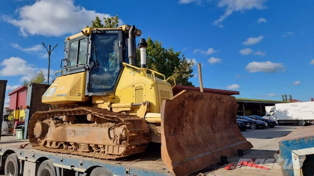 Komatsu D 51 EX-22 Buldozere pe senile