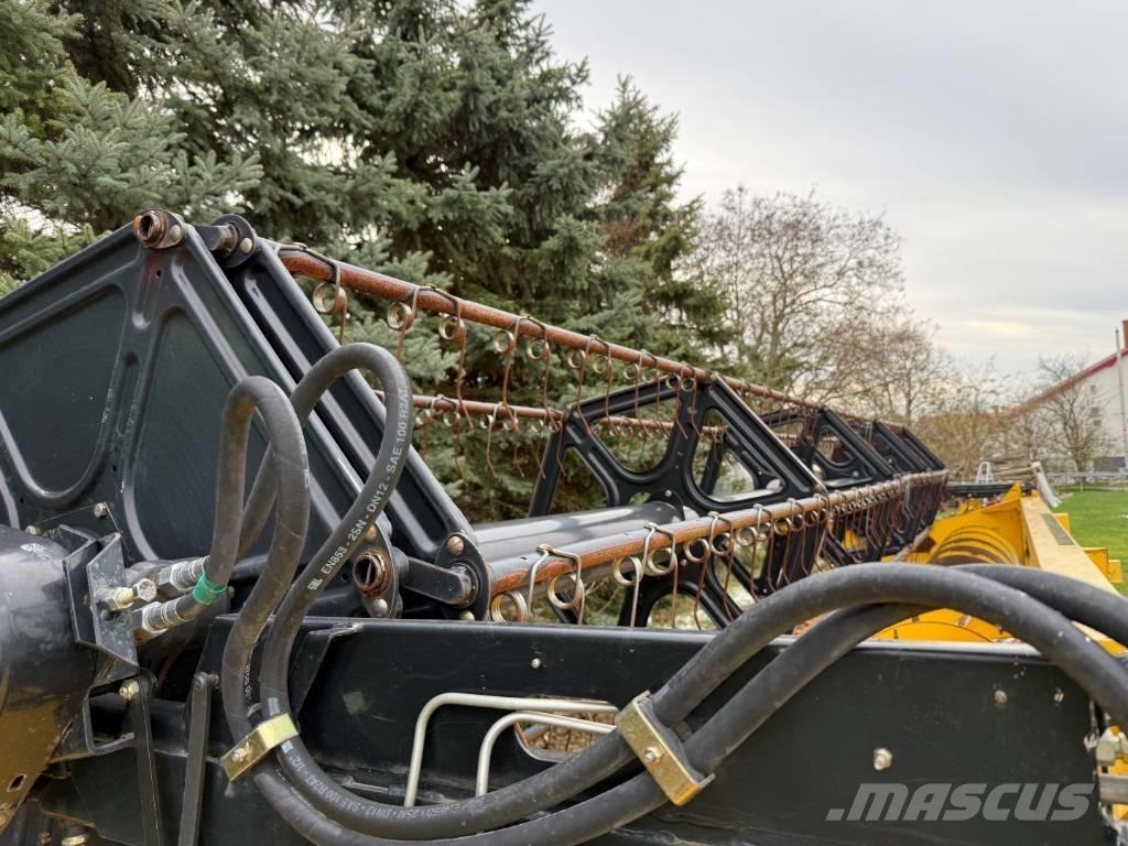 New Holland CX 8070 Combine de secerat