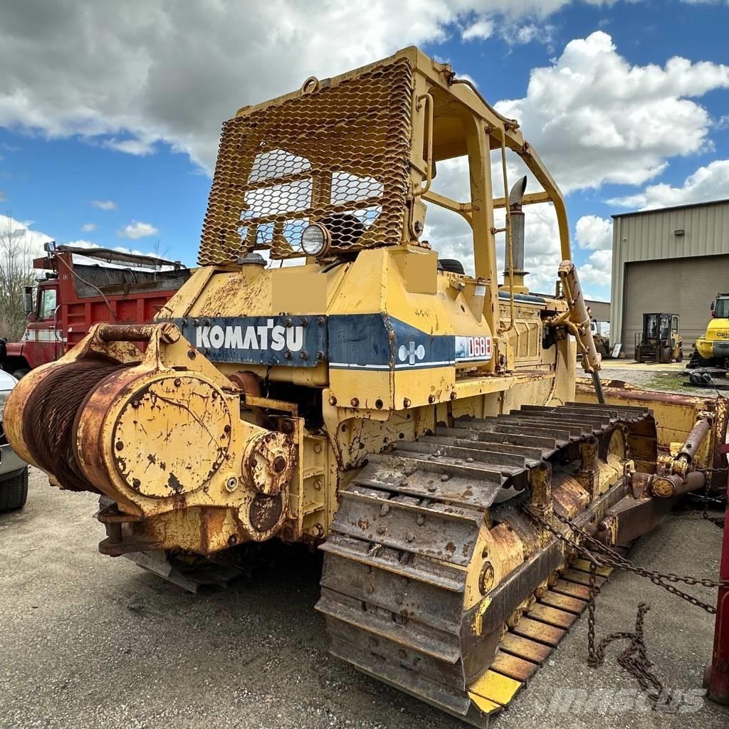 Komatsu D 68 E-1 Buldozere pe senile
