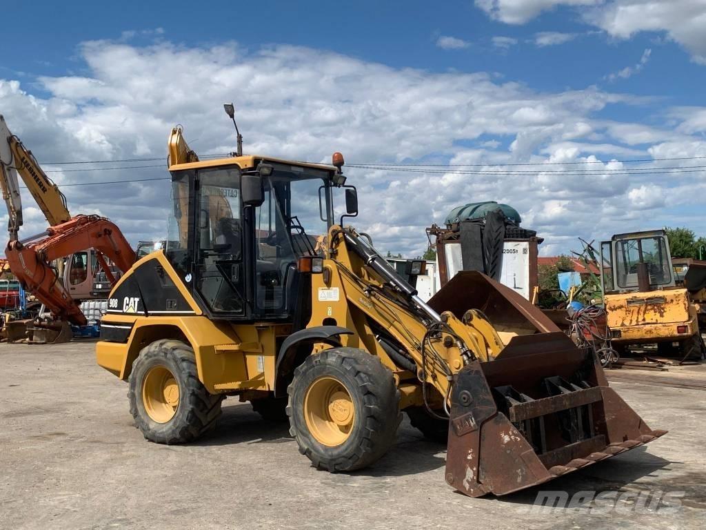 CAT 908 Incarcator pe pneuri