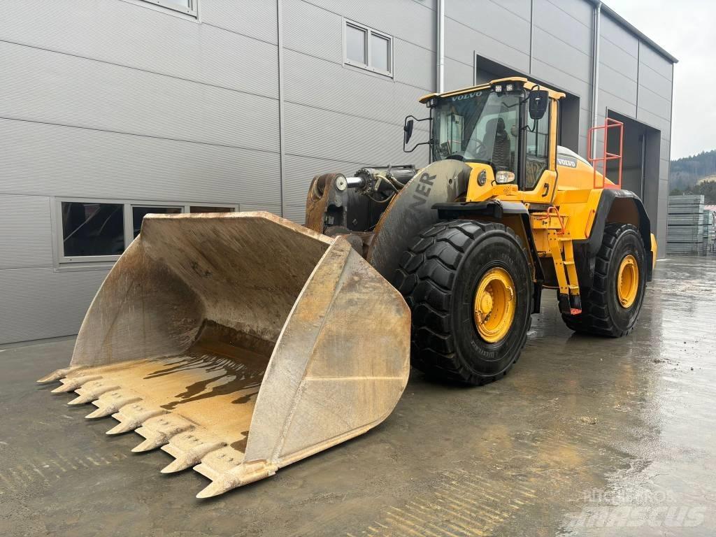 Volvo L250H Incarcator pe pneuri