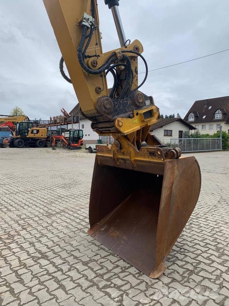CAT 330FLN VAH Excavatoare pe șenile
