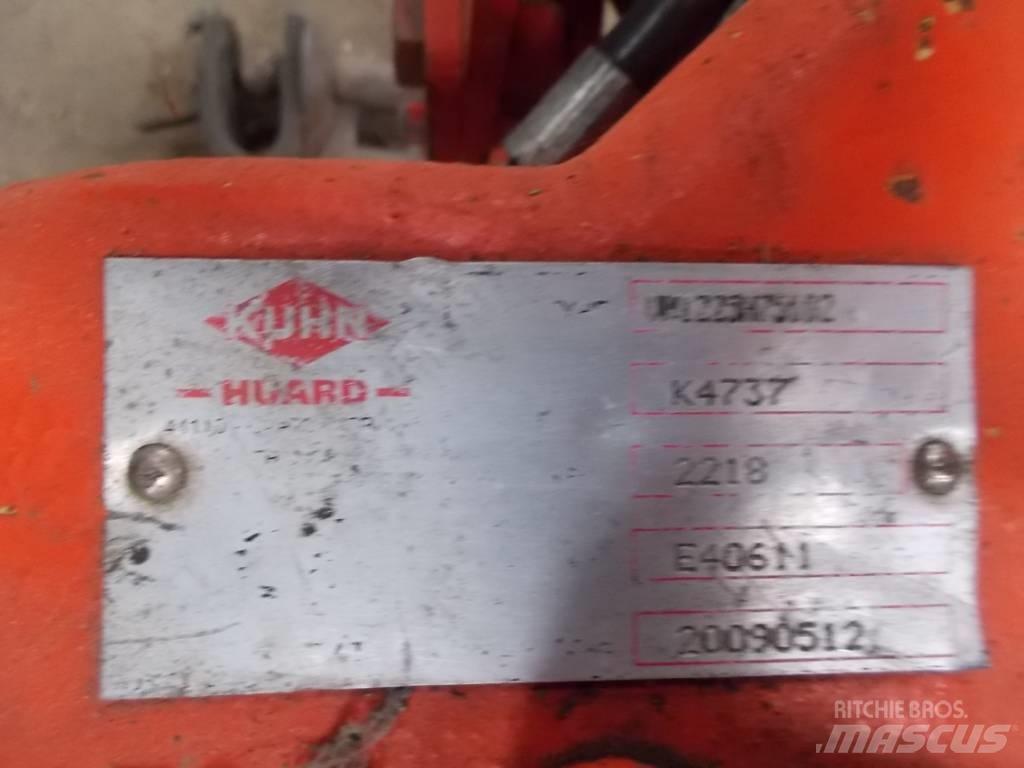 Kuhn Vari-Master 122 Pluguri reversibile