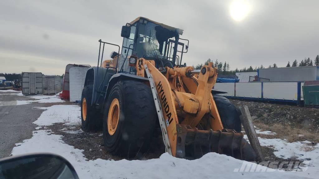 Hyundai HL 770-9 Incarcator pe pneuri