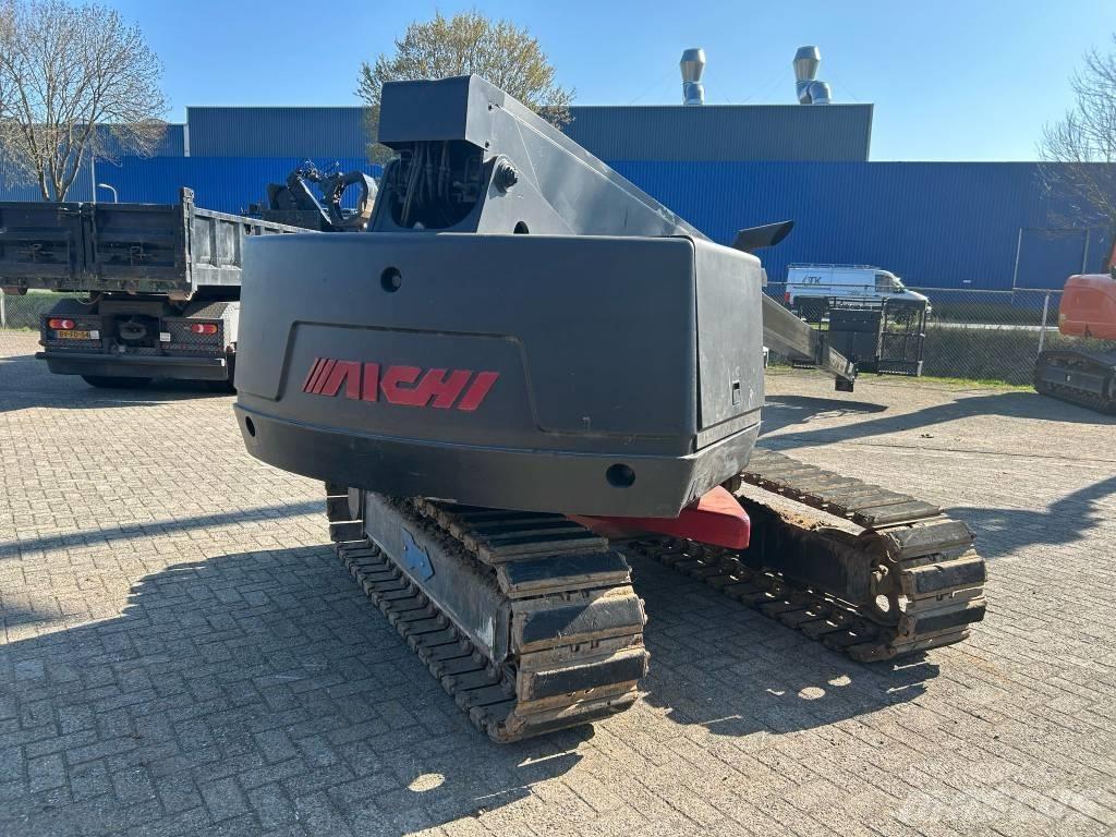 Aichi SR 123 Nacele cu brat telescopic