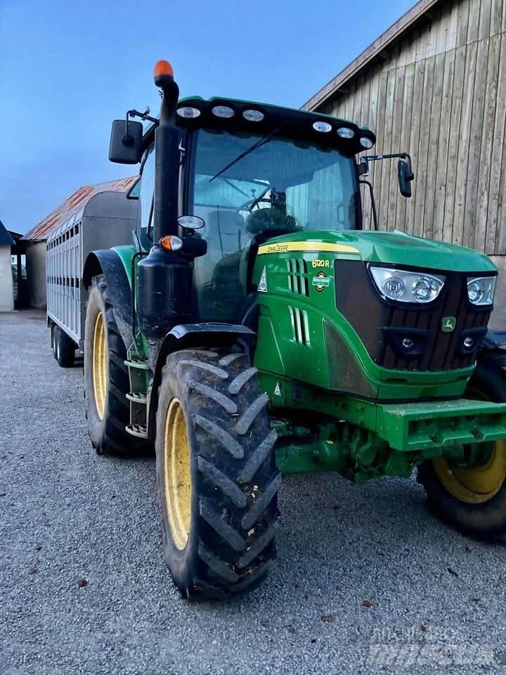John Deere 6120 R Tractoare