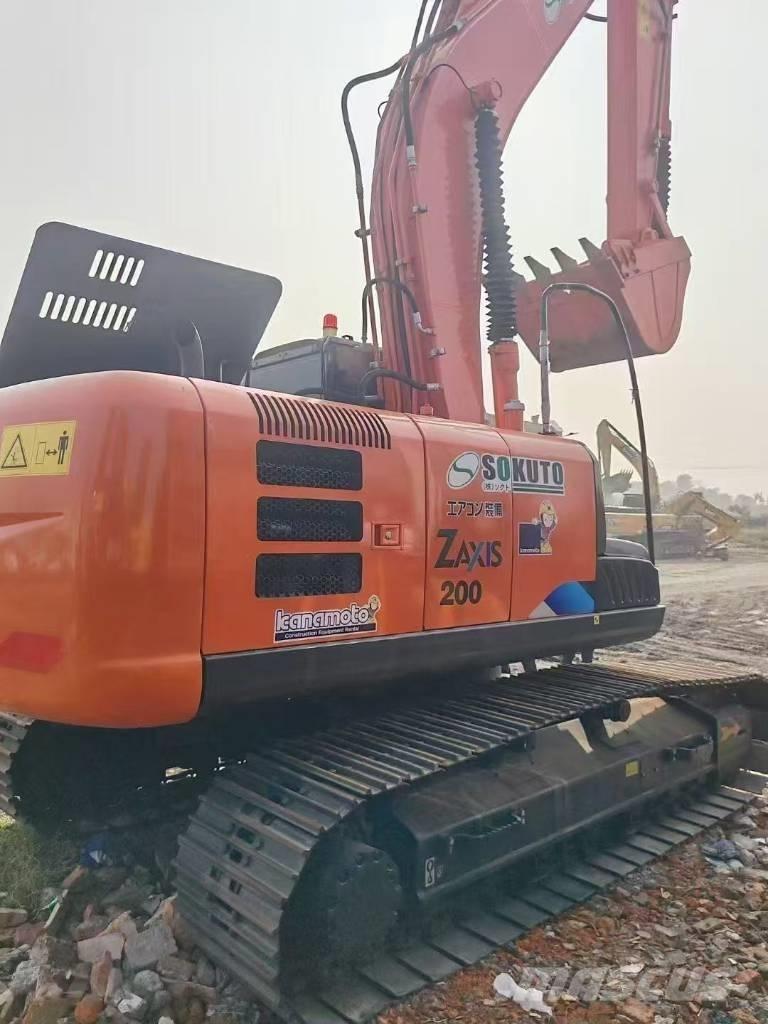 Hitachi 200-3 Excavatoare pe șenile
