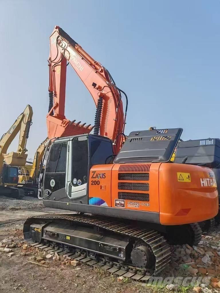Hitachi 200-3 Excavatoare pe șenile

