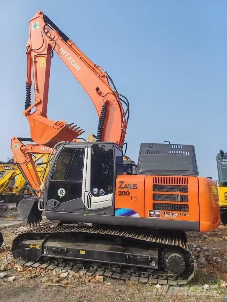 Hitachi 200-3 Excavatoare pe șenile
