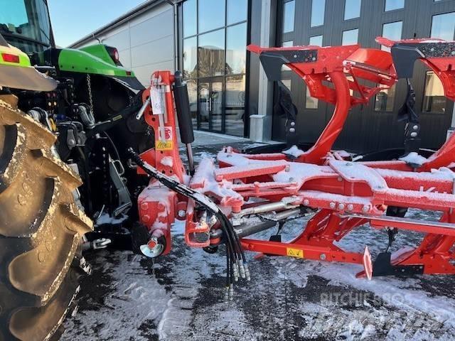 Kubota RM4005V Pluguri reversibile