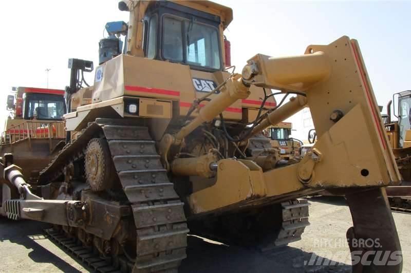 CAT D9R Buldozere pe senile