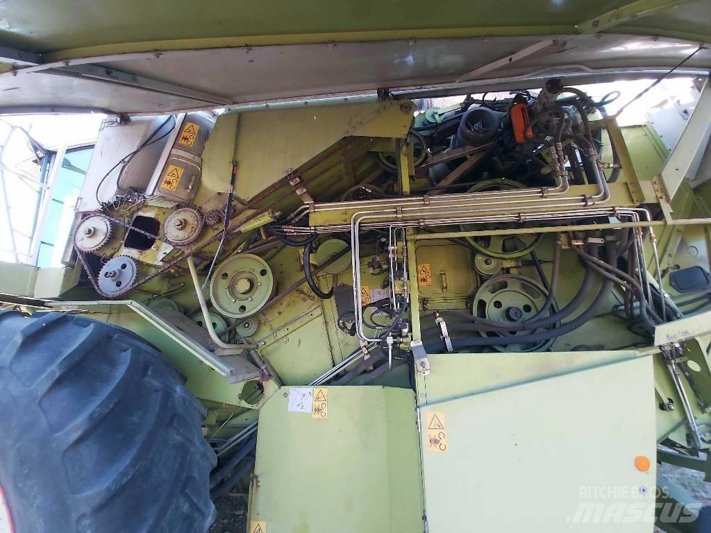 CLAAS Lexion 480 Combine de secerat