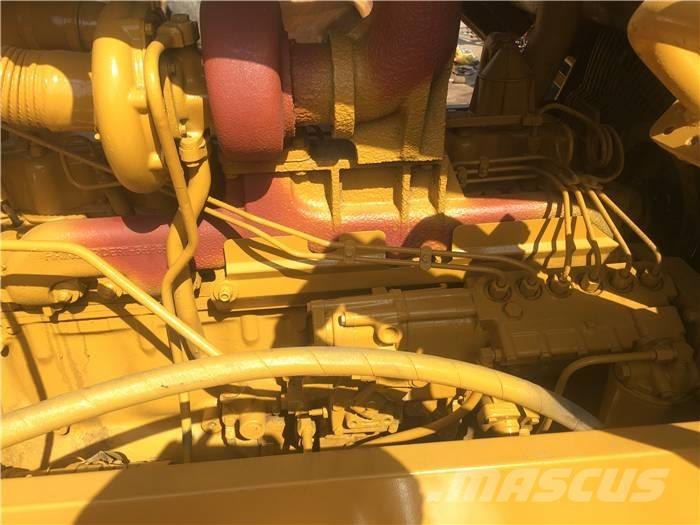 CAT D 6 D Buldozere pe senile