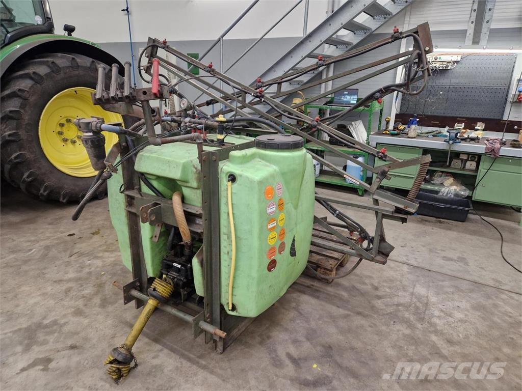 Tecnoma 800 Liter Tractoare agricole sprayers