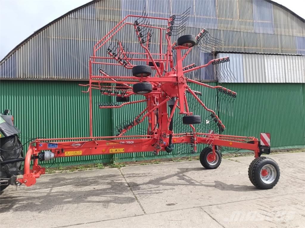 Kuhn GA 7501 Utilaj de răvăşit fân