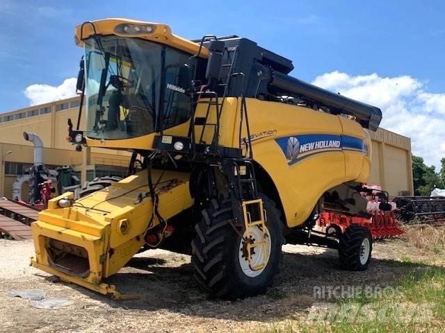 New Holland CX 5090 Combine de secerat