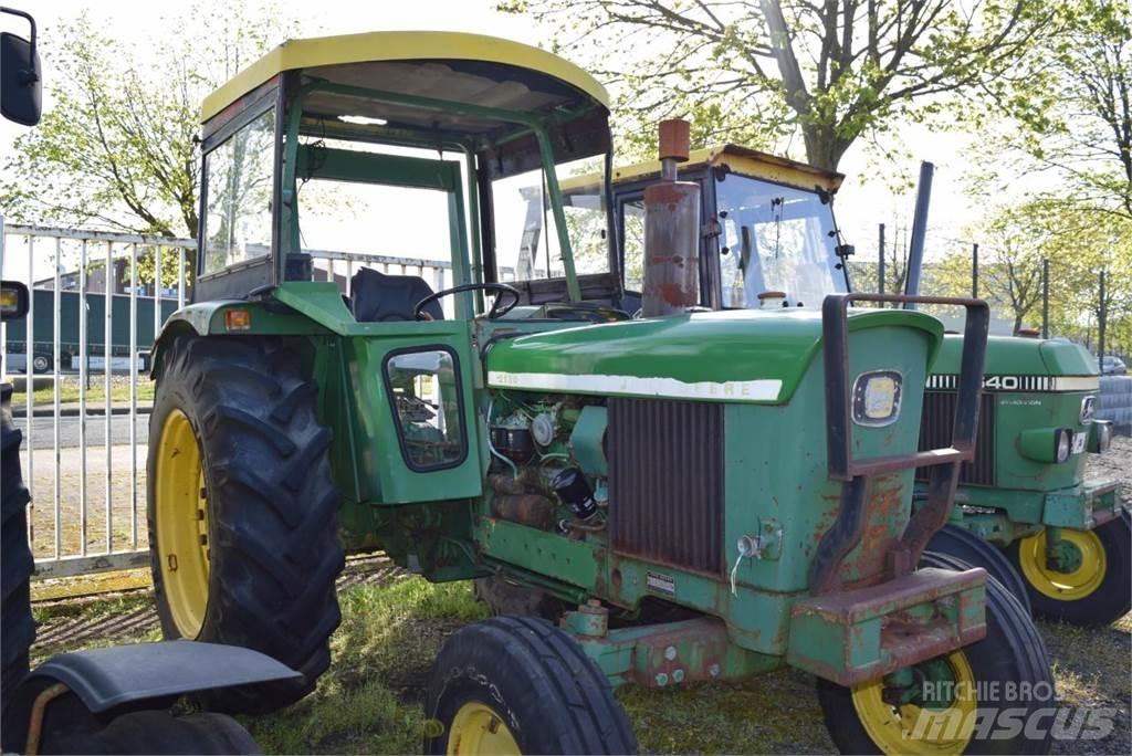 John Deere 2130 Tractoare