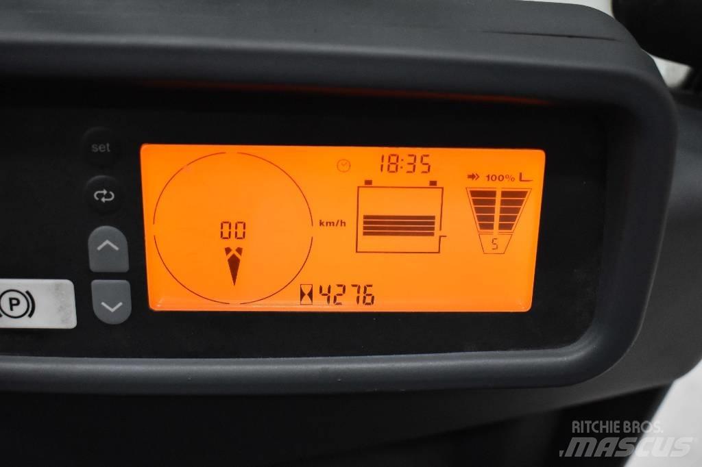Jungheinrich EFG 215 Stivuitor electric