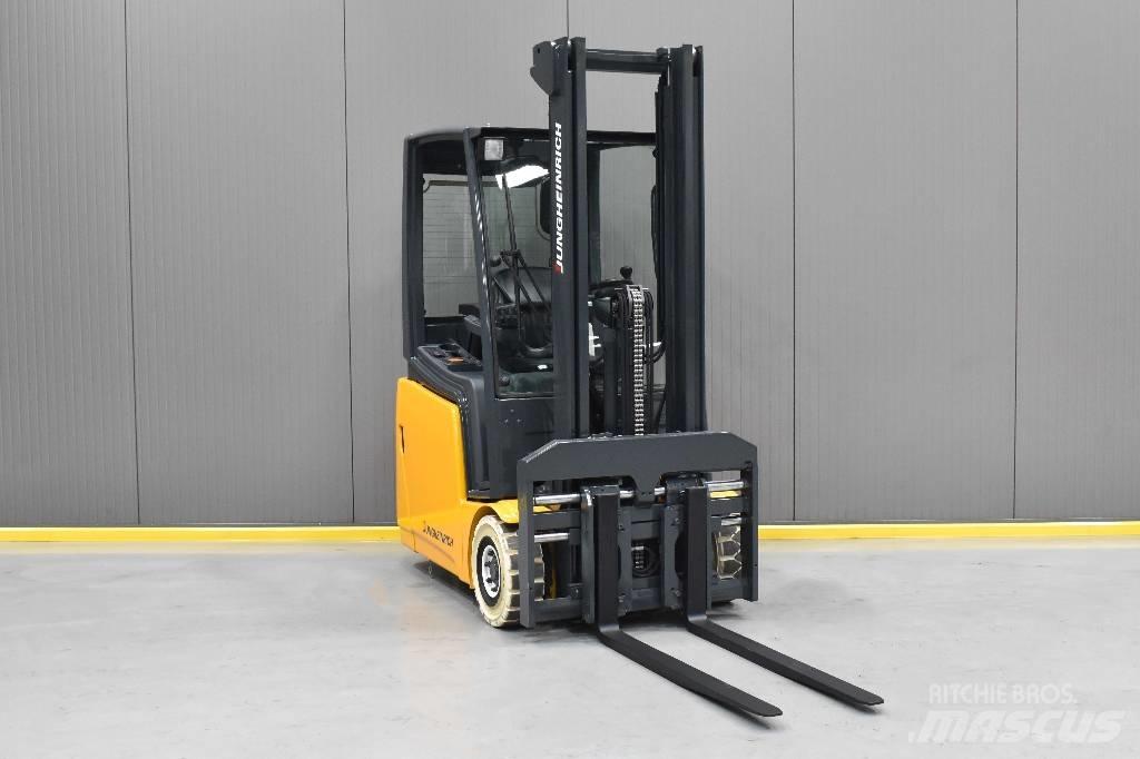 Jungheinrich EFG 215 Stivuitor electric