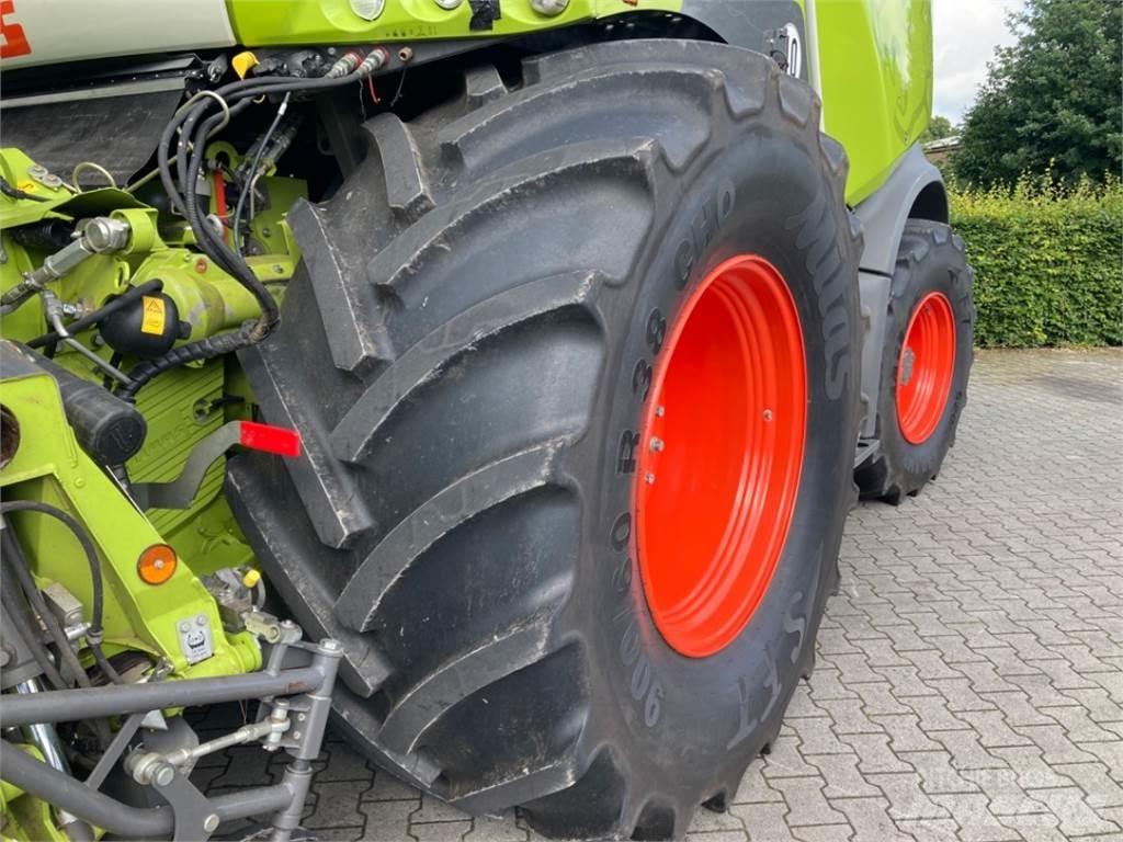 CLAAS Jaguar 960 Culegatoare de nutret