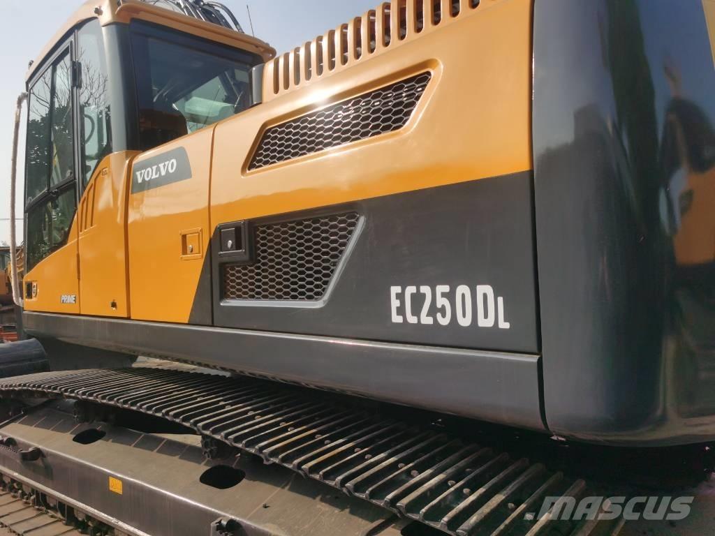 Volvo EC 250 D L Excavatoare pe șenile
