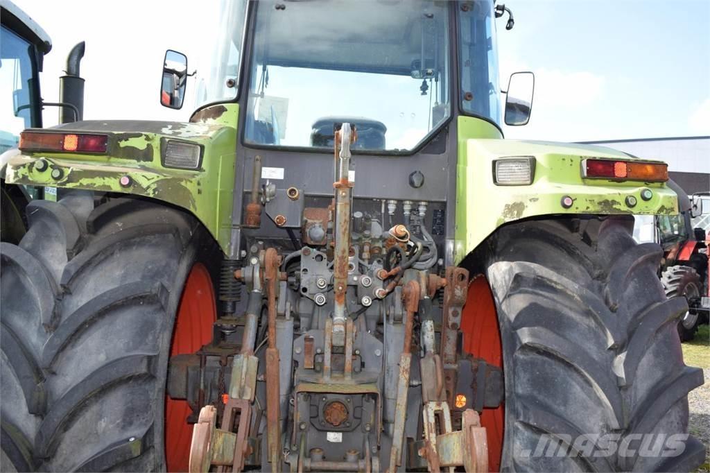 CLAAS Ares 697 ATZ Tractoare