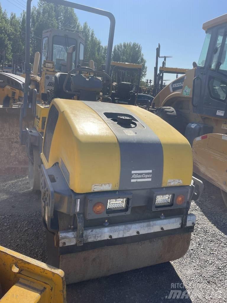 Dynapac CC 1250 Cilindri compactori dubli