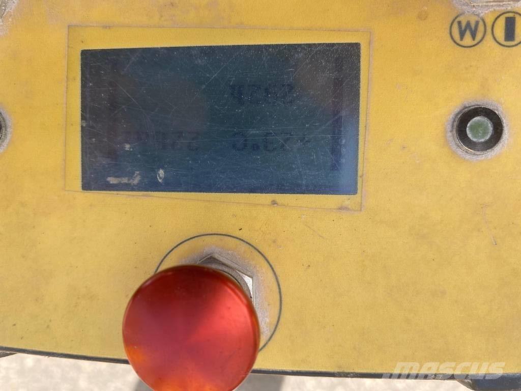 Brokk 170 Excavatoare de demolare