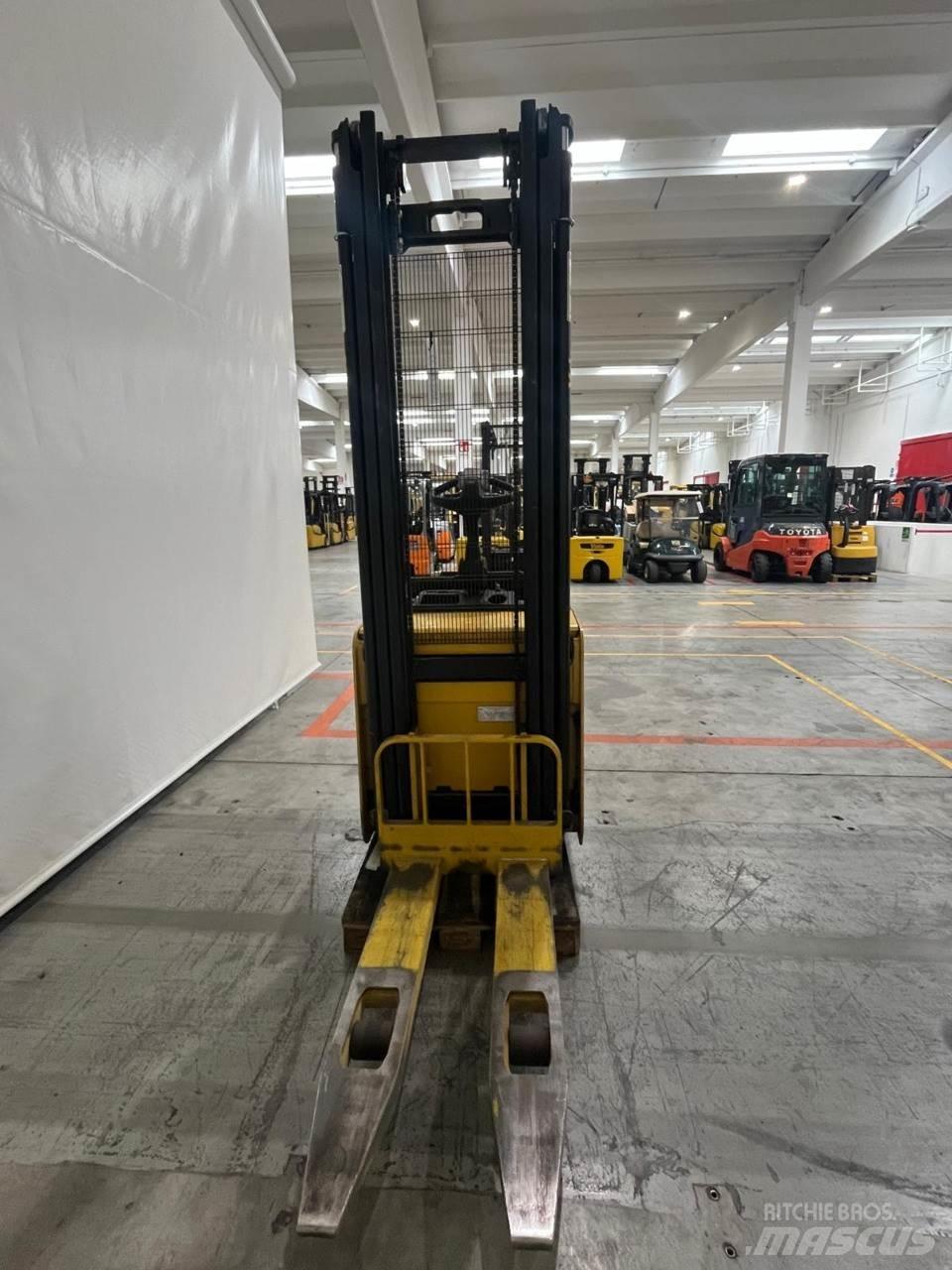 Yale MS12X Transpaleta manuala