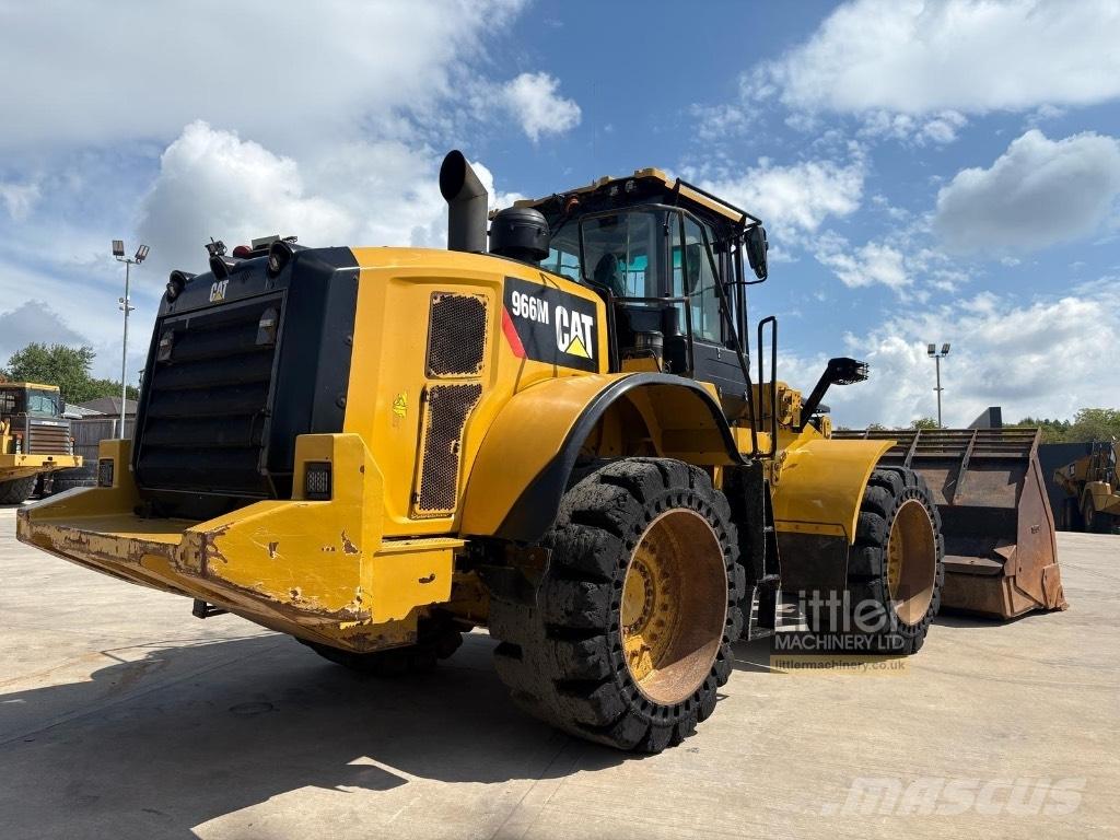CAT 966 M Incarcator pe pneuri