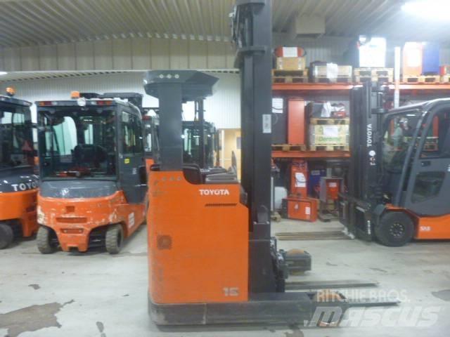 Toyota BT RR B2 Stivuitor cu catarg retractabil