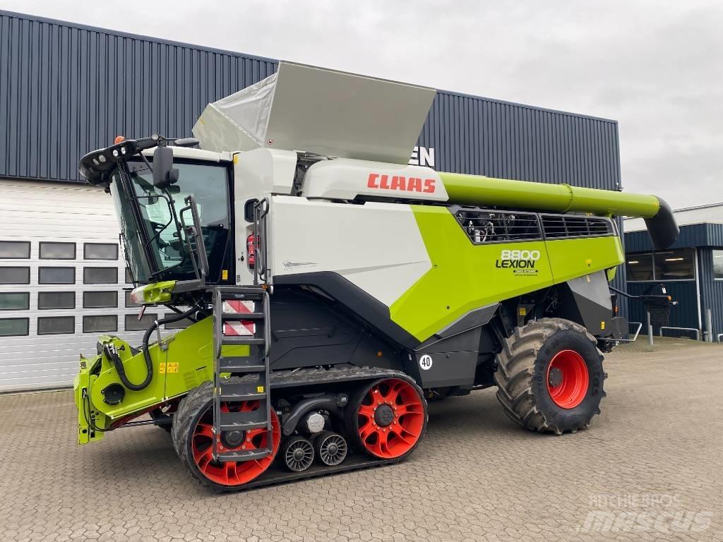 CLAAS Lexion 8800 TT Combine de secerat