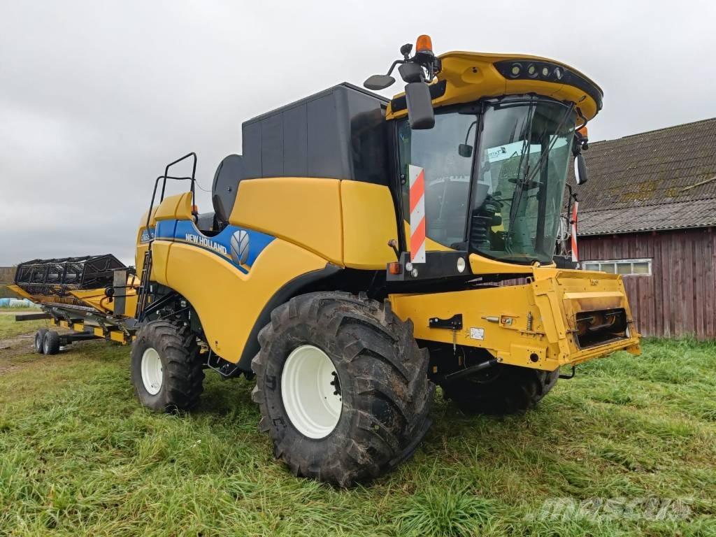 New Holland CX6.80 Combine de secerat