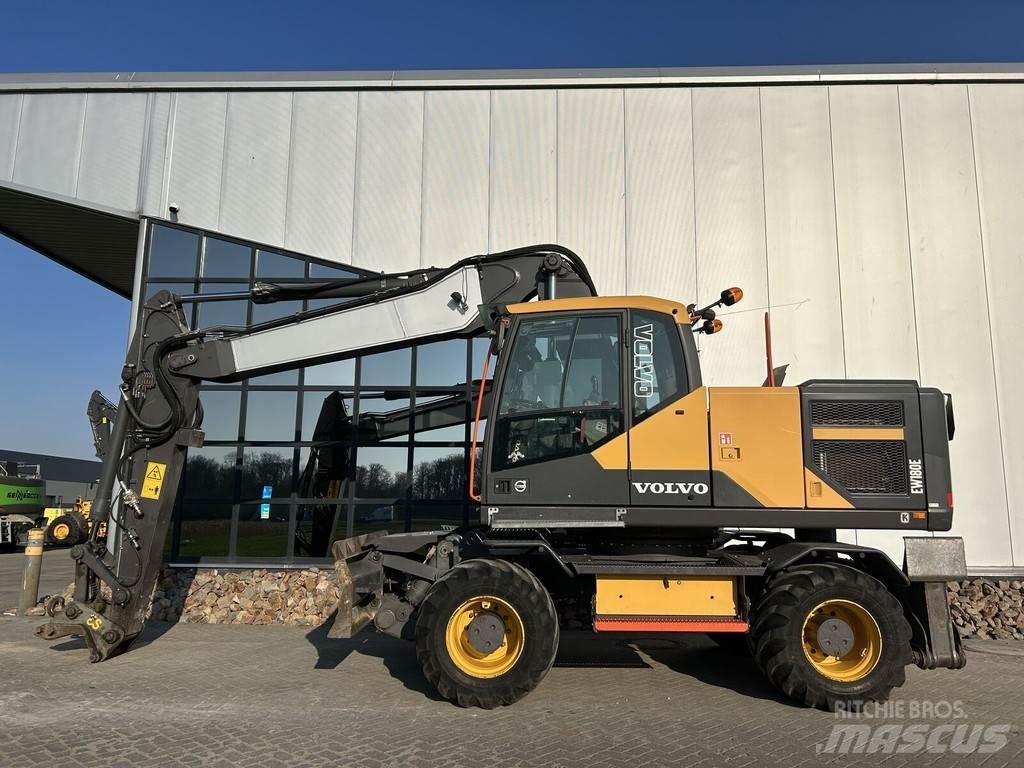 Volvo EW180E Excavatoare cu roti
